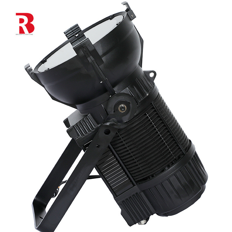 300 وات گرم سفید IP65 درجه بندی شده RGBAL LED Fresnel با نور استودیویی آٹو زوم